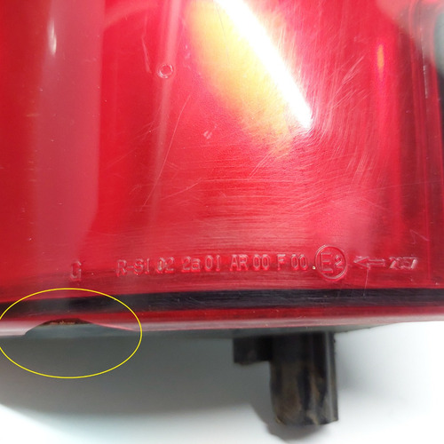Lanterna Traseira Esquerda Kangoo Ano 2009 A 2016 C/ Detalhe