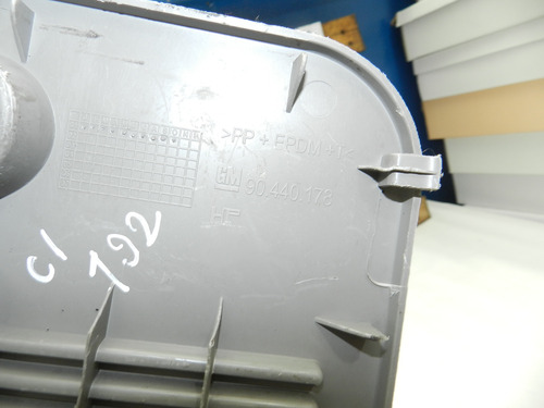 Acabamento Forro Porta-malas Direito Zafira 01/12 Detalhe