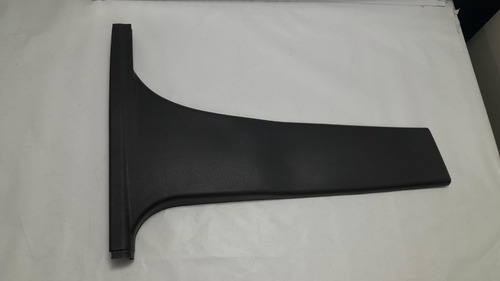 Moldura Coluna Central Lado Direito Vw Fox Spacefox 04/12