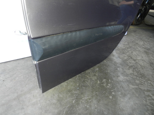 Porta Traseira Esquerda Renault Scenic Megane 99/05 Detalhe