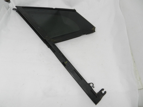 Vidro Lateral Fixo Dianteiro Esquerdo Peugeot 3008 11/16