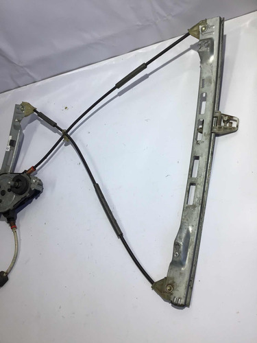 Máquina Vidro Manual Dianteira Direita Peugeot 206. 14497*