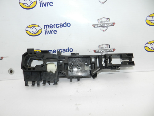 Suporte Maçaneta Externa Lado Direito Renault Megane 06/13