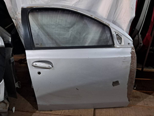 Porta Toyota Etios 2013 2014 2015 A 2021 Dianteira Direita