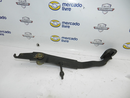 Pedal Embreagem Vw Saveiro Gol Parati G2 G3 99/05 377721315