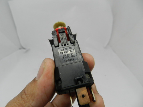 Interruptor Pedal Freio Vectra Corsa Montana 02/12 90460325