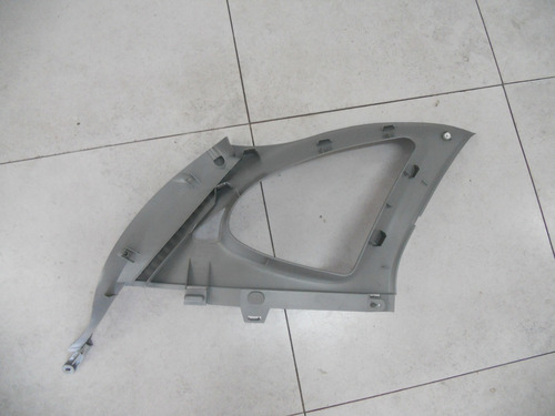 Acabamento Coluna Porta Malas Direito Renault Scenic 00 A 06
