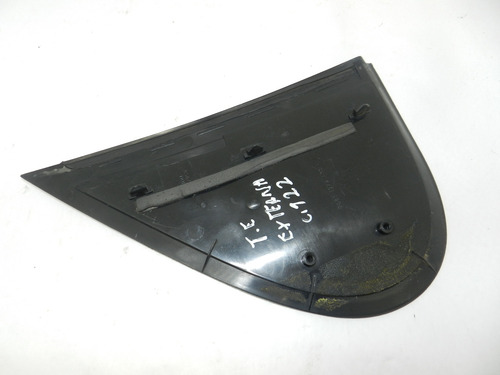 Acabamento Externo Traseira Esquerda Mondeo 96/00 Detalhe