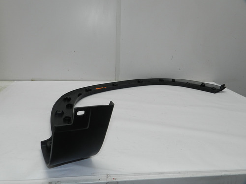 Moldura Para-lama Dianteiro Esquerdo Fiat Toro 16/21 