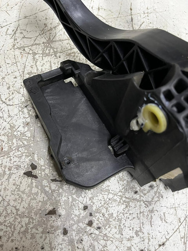 Pedaleira Freio Embreagem Fiat Argo Strada Mobi Cronos