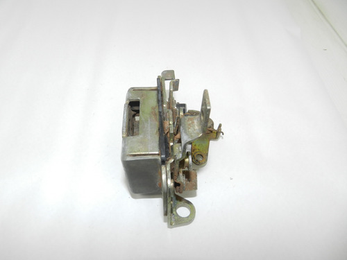 Fechadura Dianteira Esquerda Gm Kadett Ipanema 52251643