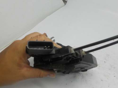 Fechadura Porta Traseira Direita Nissan Sentra 2007 A 2012
