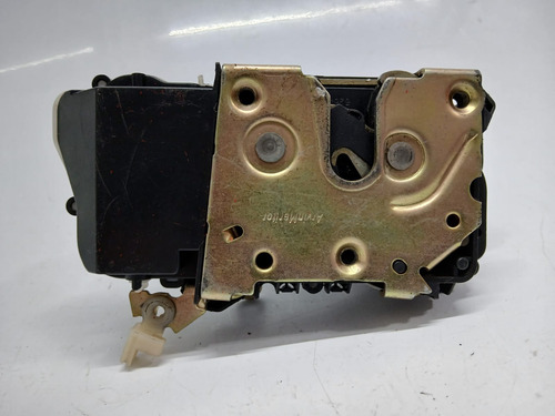 Fechadura Porta Dianteira Esquerda Peugeot 307 2001 A 2005