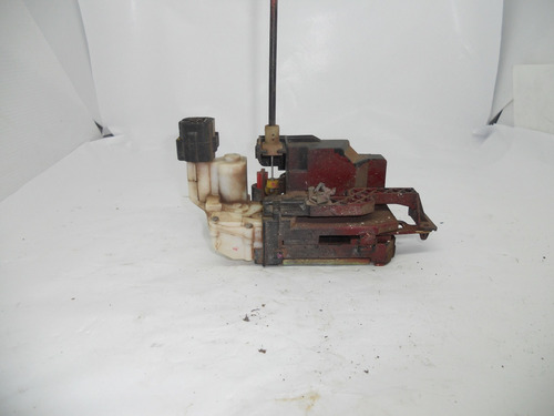 Fechadura Porta Traseira Esquerda Ford Fiesta 1997 1998 1999