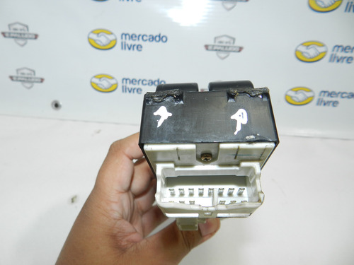 Comando Vidro Dianteiro Esquerdo Corolla 1.8 98/02 Detalhe