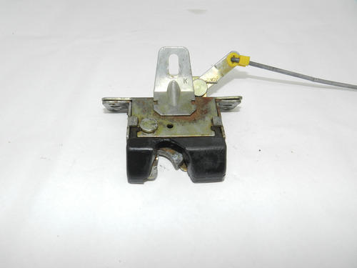 Fechadura Tampa Traseira Gm Corsa 95/01