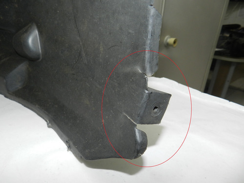 Para-barro Lado Esquerdo Ford Mondeo 94/00 Com Detalhe