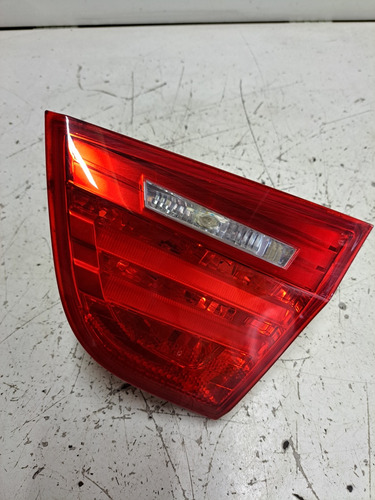 Lanterna Traseira Esquerda Tampa Bmw 320i 2010