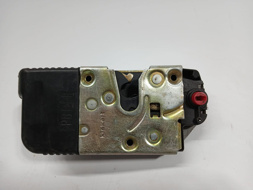 Fechadura Da Porta Traseira Esquerda Peugeot 306 1995 A 2001