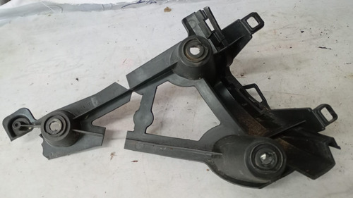Guia Para-choque Tras  Esquerdo Peugeot 2008 1270548x 16551
