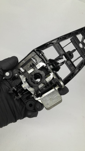 Suporte Maçaneta Ext Direita Agile Vectra Gt Montana 06/18