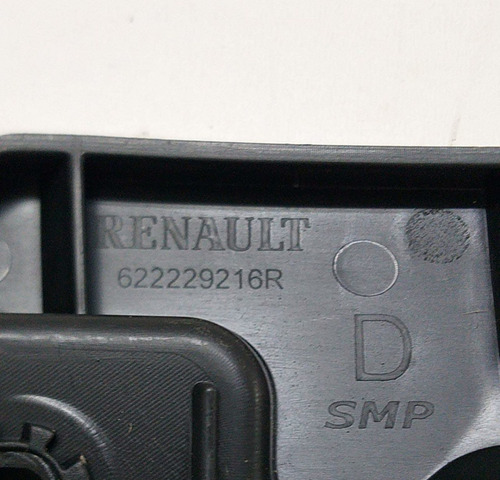 Guia Parachoque Dianteiro Direito Renault Duster 622229216r