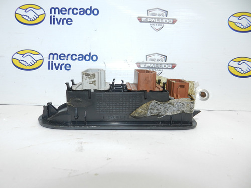 Botão Vidro Dianteiro Esquerdo Megane Logan Duster 07/16