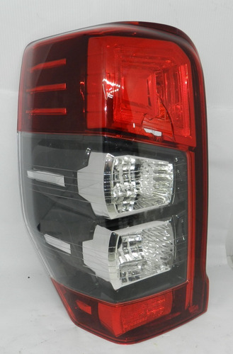 Lanterna Traseira Lado Esquerdo Mitsubishi L200 Triton 21/23
