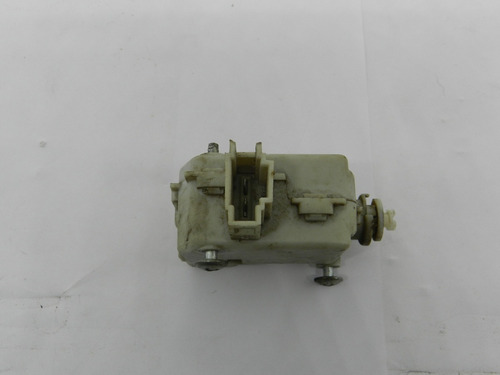 Motortrava Eletrica Porta Malas Vw Golf 1999 A 2008 
