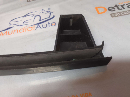 Guia Vidro Porta Dianteira Esquerda Gm Onix  11406