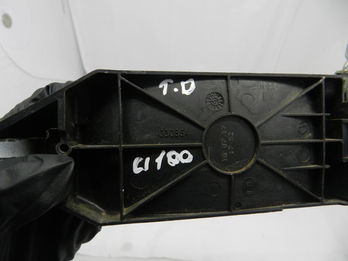 Maçaneta Externa Traseira Direita Fiat Siena Strada Detalhe