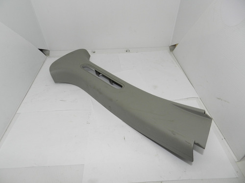 Acabamento Coluna Cinto Ld Renault Sandero 2009 8200529817