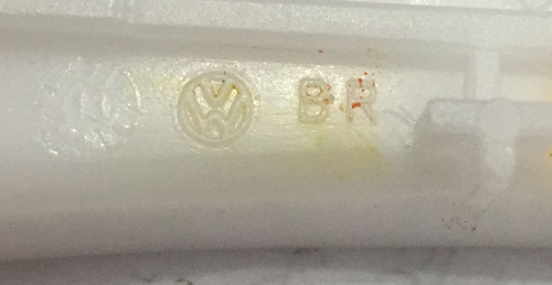 Suporte Guia Para-choque Dianteiro Direito Vw Up 2014 A 2020