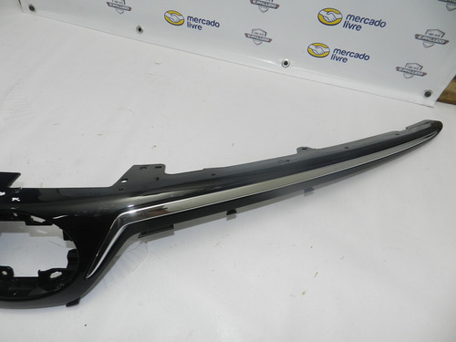 Friso Cromado Moldura Grade Superior Corolla 20/23 Detalhe