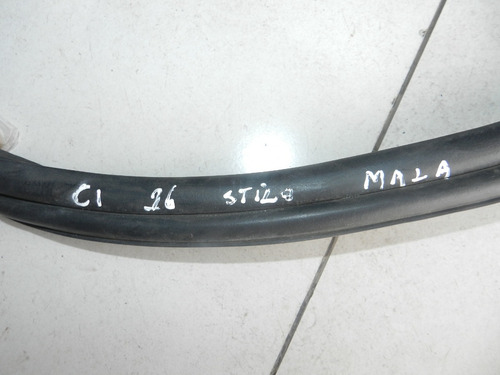 Borracha Traseira Porta Malas Fiat Stilo 2007 A 2011