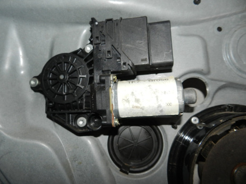 Máquina Vidro Traseiro E Com Motor Vw Golf 99/08 C/ Detalhe