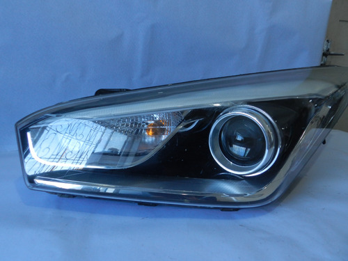 Farol Esquerdo Máscara Negra Led Hyundai Hb20 16/19 Detalhe