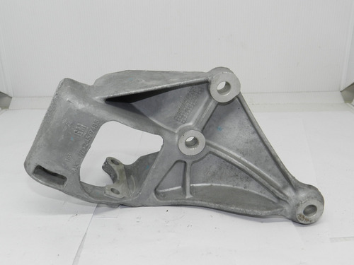 Suporte Bomba Direção Hidráulica Gm Onix Prisma 2012 A 2016