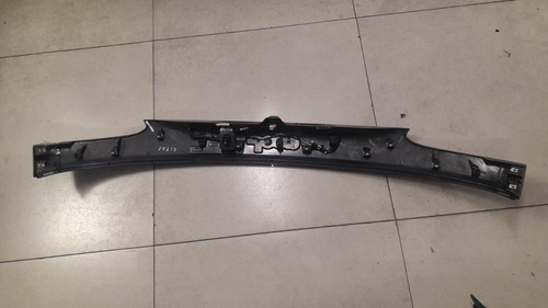 Aplique Moldura Tampa Traseira Câmera Ré Jeep Compass 16/19