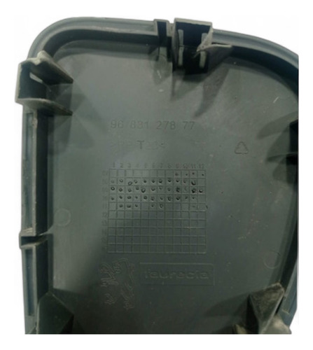 Acabamento Painel Lateral Direito Peugeot 206 207 2007/14