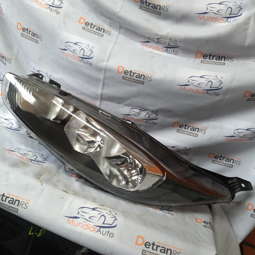 Farol Ford  New Fiesta 2014 16 17 18 19  Masc  Negra  6267