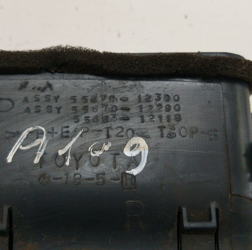 Difusor Ar Direito Toyota Corolla 2002 A 2008 5567012300