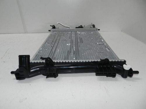 Radiador Água Com Ar Condicionado Hyundai Hb20 1.0 1.6 20/23