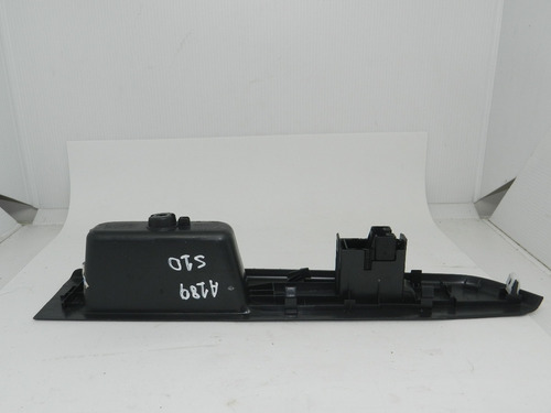 Comando Moldura Vidro Traseiro Esquerdo Gm S10 2013 A 2017