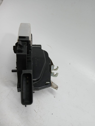 Fechadura Porta Traseira Esquerda Nissan March Versa 12 A 20