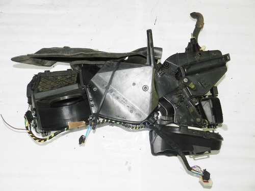 Caixa Ventilação Evaporadora Vw Golf 2.0 8v 2001 C/ Detalhe
