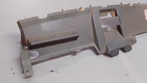 Defletor Superior Radiador Ford Focus 2012. 23372