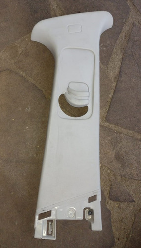 Acabamento Coluna Lado Direito Peugeot 307 2002 A 2008 