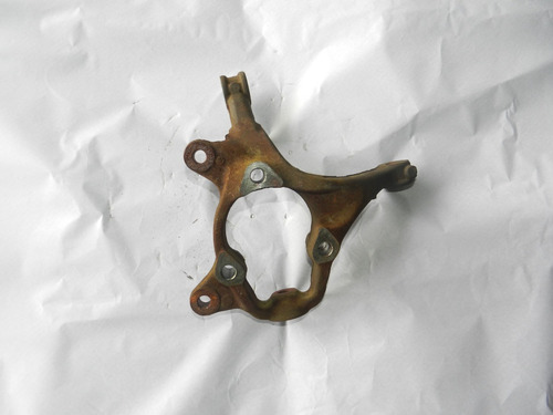 Montante Dianteiro Esquerdo Toyota Etios 13/18 860l