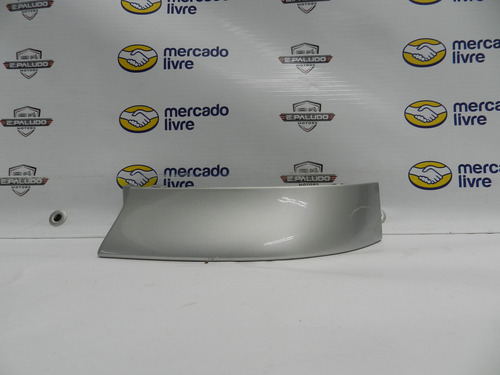 Moldura Inferior Lanterna Direita Gol G4 06/14 Com Detalhe